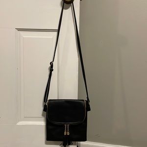 Black crossbody purse